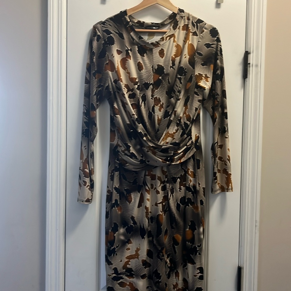 Multi color Fashion Nova dress with rouging
